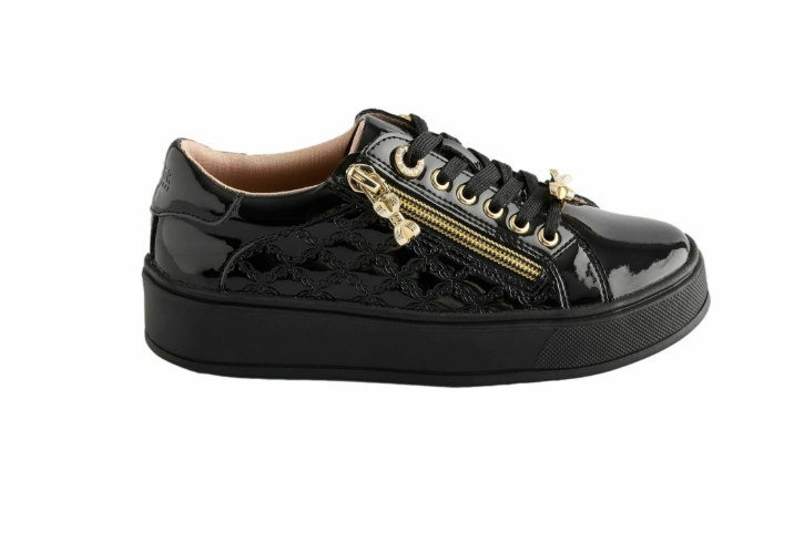 Elegantn&eacute; a kvalitn&eacute; m&oacute;dne doplnky a obuv Ted Baker ktor&eacute; s&uacute; neoddeliteľnou s&uacute;časťou m&ocirc;jho pracovn&eacute;ho &scaron;atn&iacute;ka